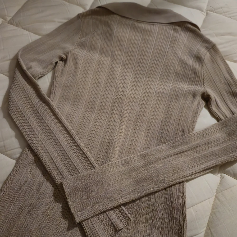 OPEN EDIT Collared Ribbed Button Cardigan - Picture 7 of 7